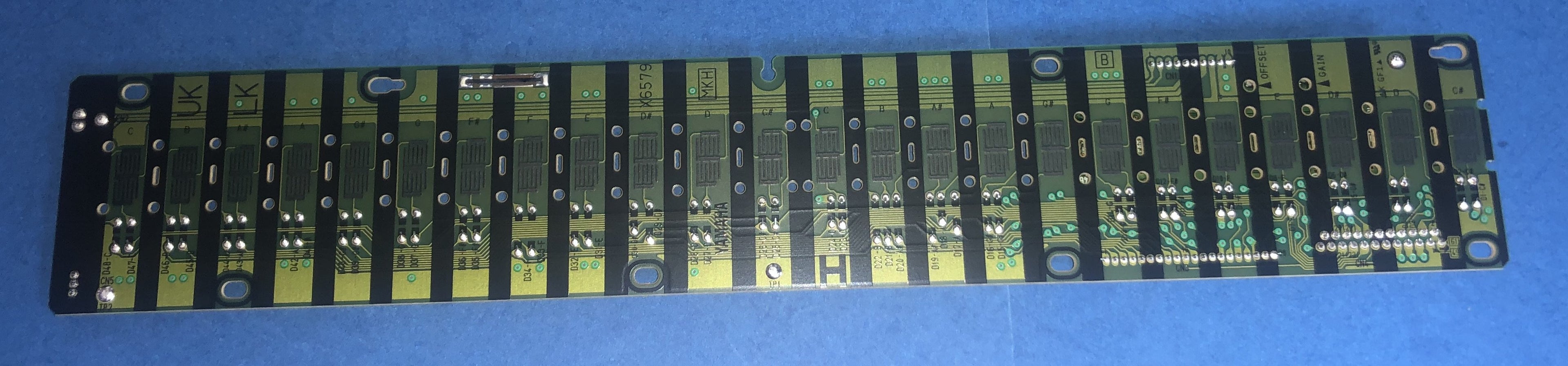 WD80100R high keyboard contact strip Tyros