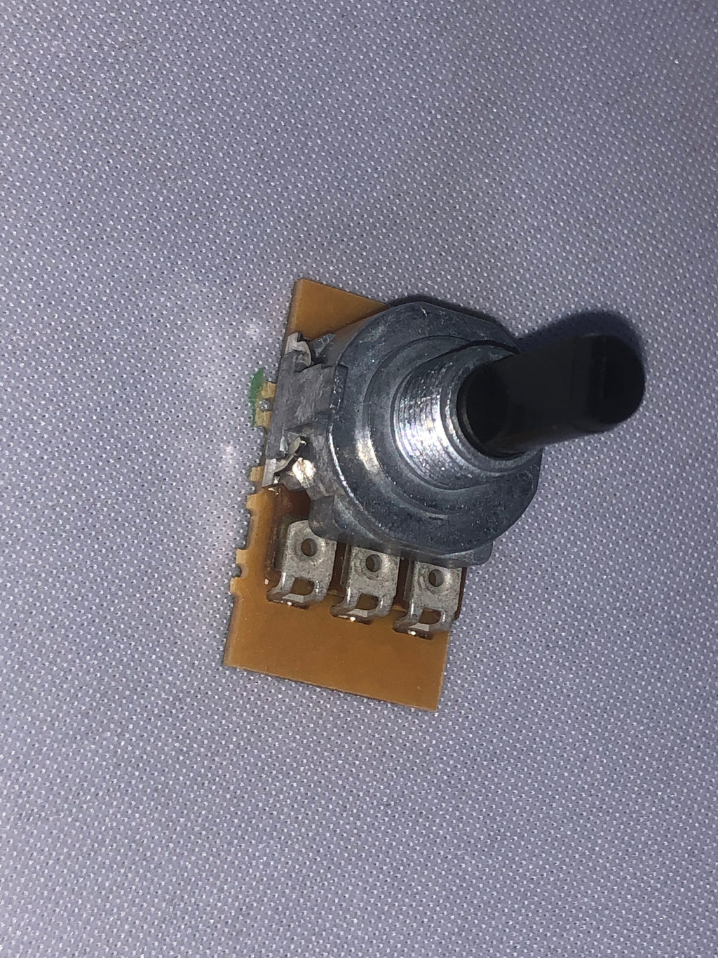 WB970510 circuit board with potentiometer for Clavinova sustain pedal [21]