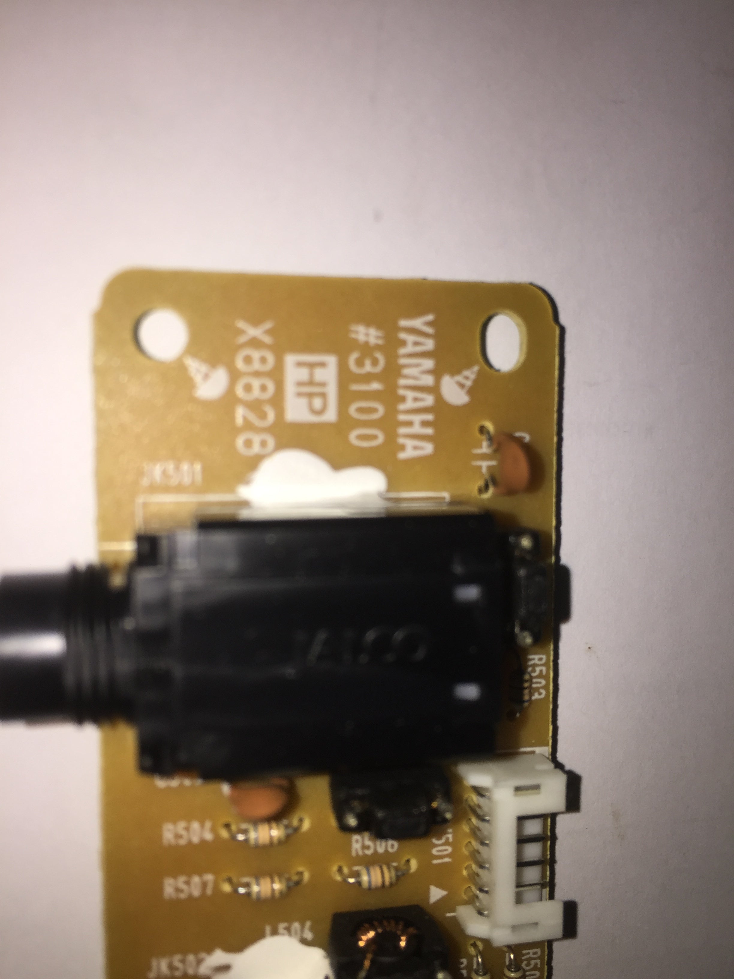 WK351400 Headphone circuit board for P85 piano ** DISCONTINUED **