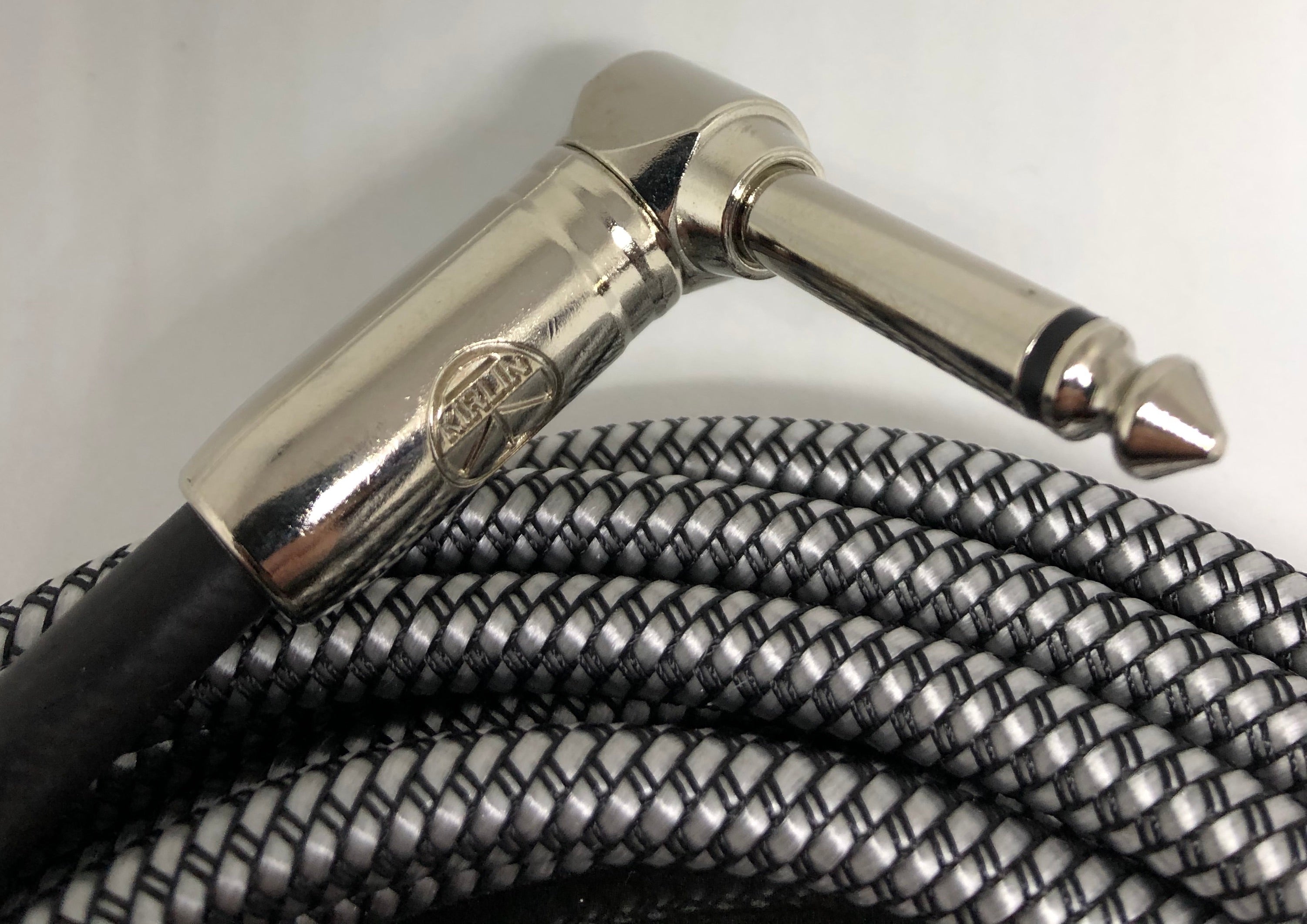 Kirlin 10ft / 3m Silver / Black Woven Right Angle - Straight Jack Cable